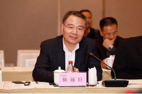 傳化集團董事長徐冠巨 打造萬物智聯<em>的</em>“傳化網”
