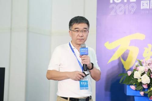 <em>中國</em>最早開拓<em>物</em><em>聯(lián)網(wǎng)</em><em>領(lǐng)域</em><em>的</em>著名專家之一：閔昊