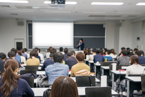 通識課：“愛國奮進無止境，做新時代有為材料人”課程思政教學案例