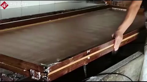 古法造紙術—宣紙制作手工撈紙，這門手藝快要失傳了！