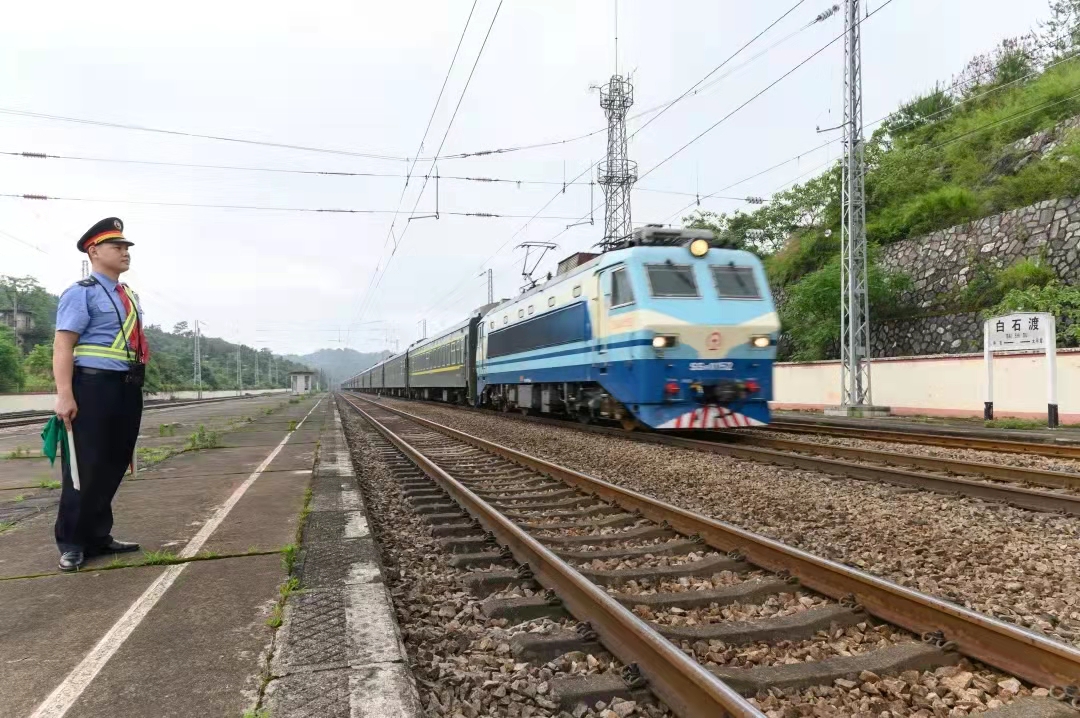 <em>接</em><em>發(fā)</em><em>列車</em>工作—教學(xué)圖片30