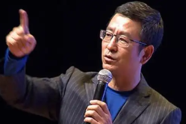 帶你了解白巖松——“<em>中國</em>十大杰出青年”