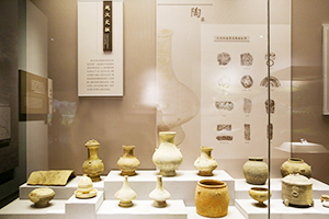 民族工藝品制作專業：《〈青瓷香器設計與制作—“五愛”鑄魂、德技并修〉思政探索》課程思政案例