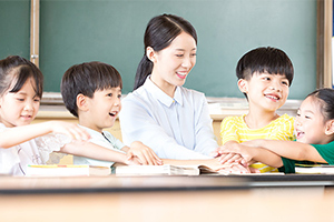 法學、社會工作、漢語言文學<em>專業</em>：《學前教育學—幼兒園環境創設》<em>課程</em><em>思</em><em>政</em><em>案例</em>