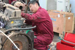 <em>汽車</em><em>維修</em>界<em>的</em>全科“郎中”周克慶：一雙巧手詮釋“工匠精神”